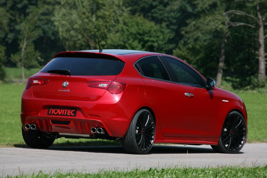  Alfa Romeo Giulietta by Novitec Rosso (940) 2011 года  (фото 10 из 21)